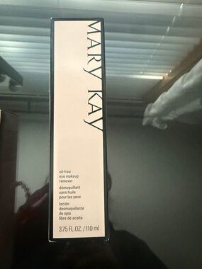 Mary Kay Oil-Free Eye Makeup Remover — Pink & Black  Bottles new and sealed.